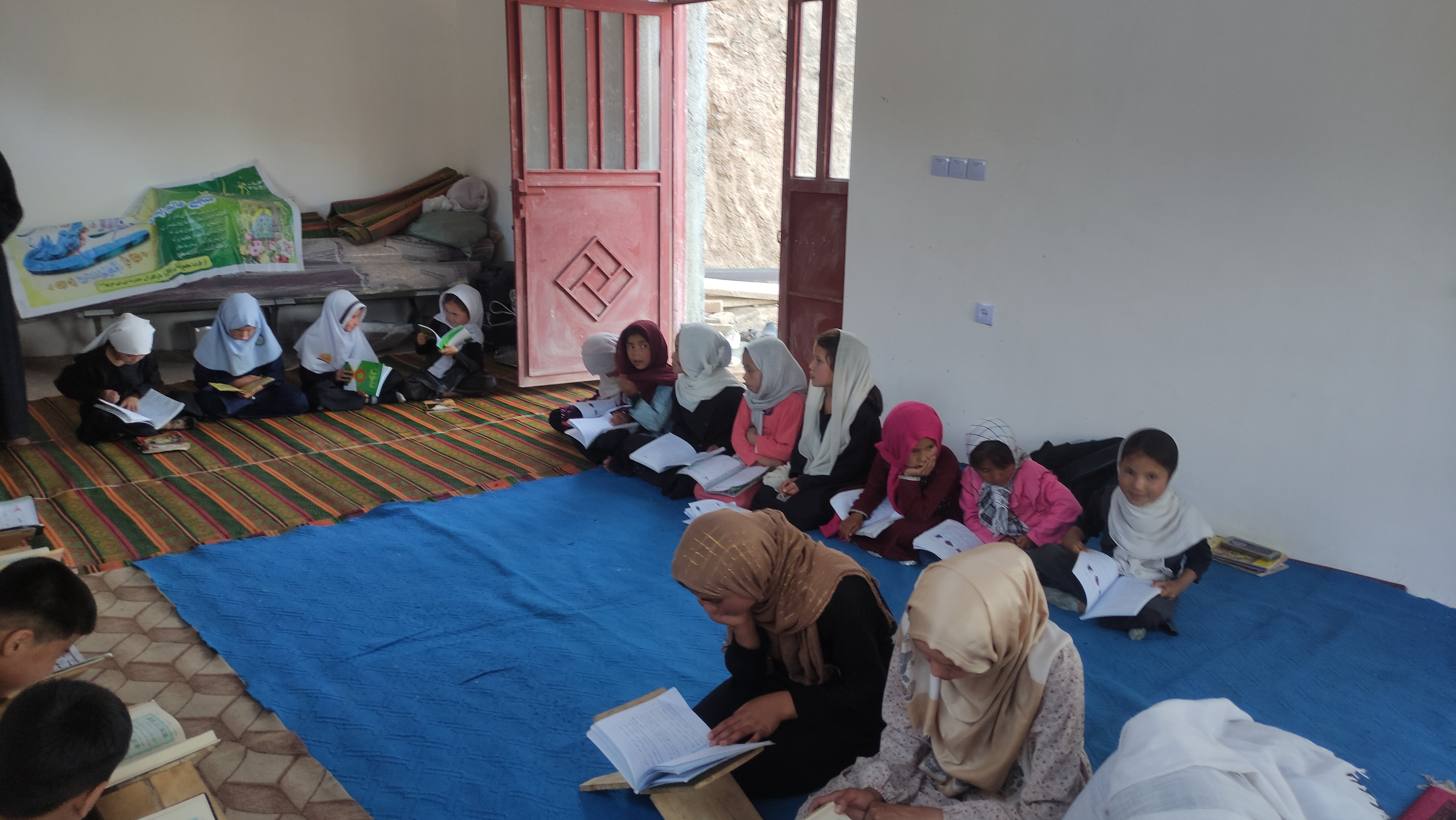 How community classes open new paths for young learners